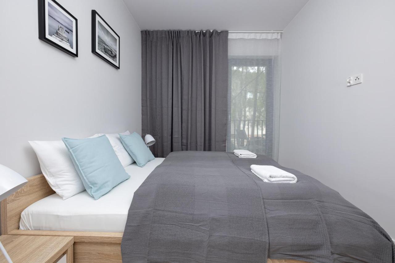 Podczele Seashore Spa & Jacuzzi Apartments With Parking By Noclegi Renters Kolberg Exterior foto