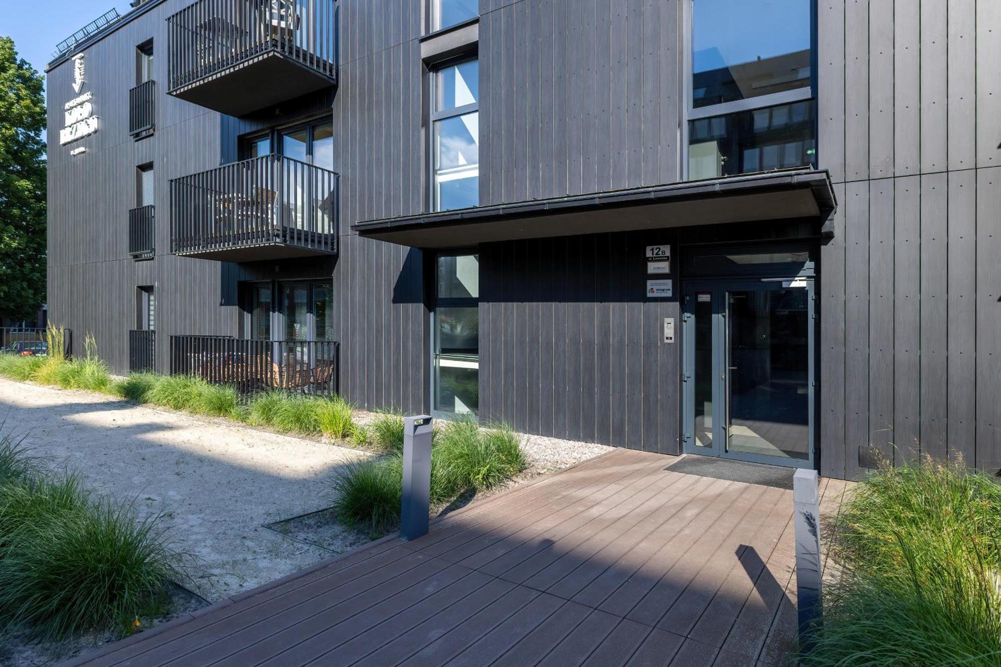 Podczele Seashore Spa & Jacuzzi Apartments With Parking By Noclegi Renters Kolberg Exterior foto